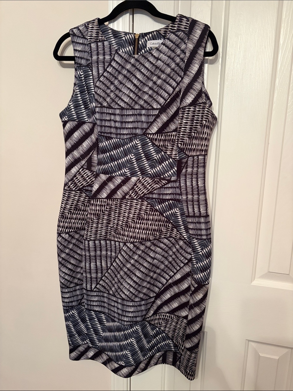 Calvin Klein Black & White Patterned Sheath Dress 12